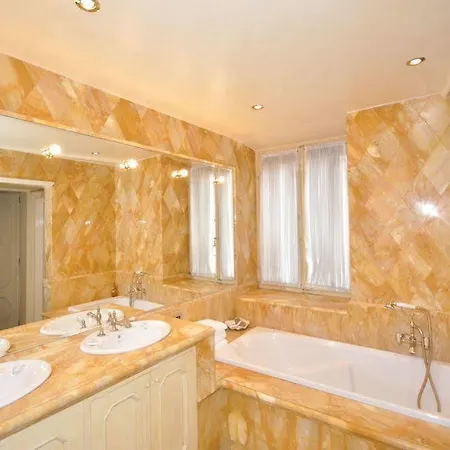 Piazza Del Campo Apartment